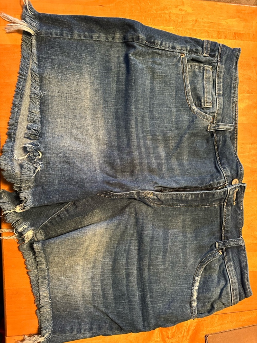 Zenana Outfitters Distressed Dark Blue Denim Jean Shorts